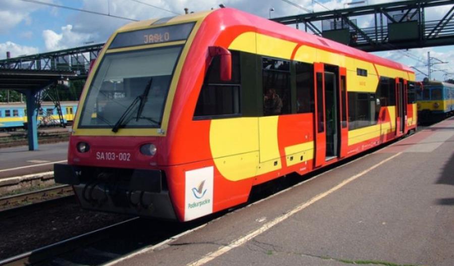 Komunikacja zastępcza za część pociągów do Sanoka. Przyczyną awarie taboru Komunikacja zastępcza za część pociągów do Sanoka. Przyczyną awarie taboru