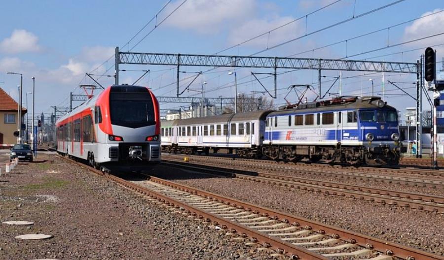 Rosnące ceny energii odbiją się na przewozach kolejowych? Jest stanowisko PKP IC [aktualizacja]