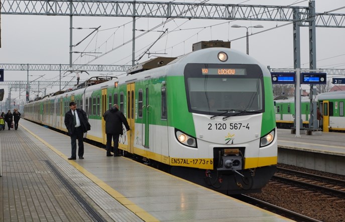 Jesienna korekta rozkładu jazdy pociągów Kolei Mazowieckich. Co się zmieni?