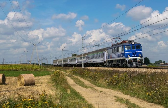 Dlaczego jedziesz koleją? – pyta pasażerów PKP Intercity 