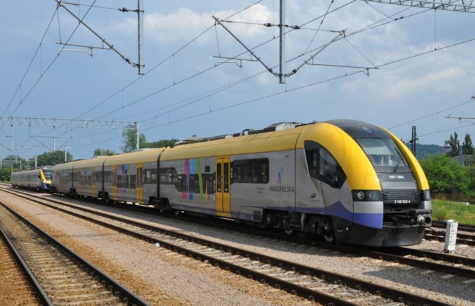 Małopolskie kładzie na stół 10-letni kontrakt na wykonywanie połączeń kolejowych