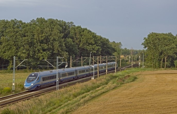 PLK wzmocni nasypy na trasie Warszawa – Gdańsk. Pociągi jadą wolniej
