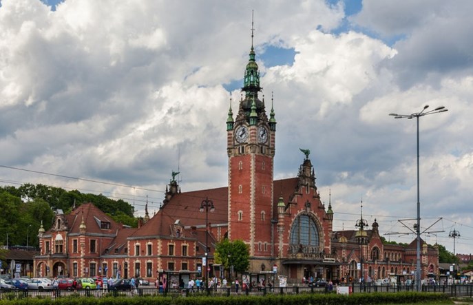 Które miasta mają największy ruch pasażerski? [mapa]