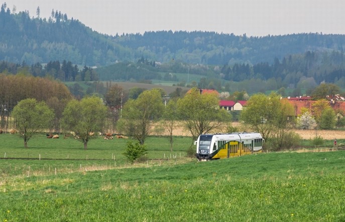 Rozkład jazdy 2018/19 na Dolnym Śląsku. Ruszają pociągi Sędzisław - Královec