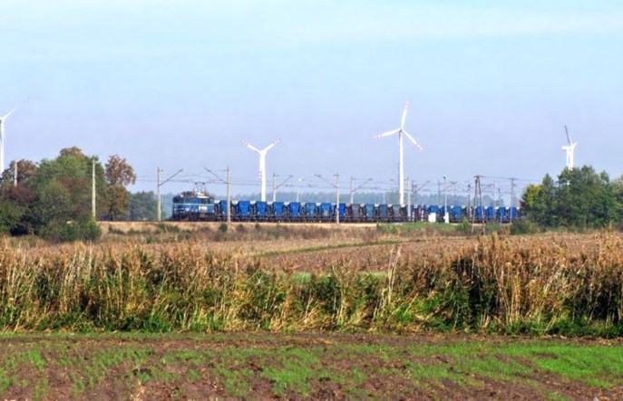 PLK: Poprawia się dowóz kruszyw na budowy