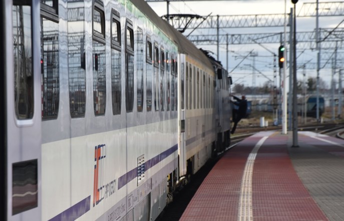 Jarosław Oniszczuk: PKP Intercity rozważa różne możliwości pozyskania taboru