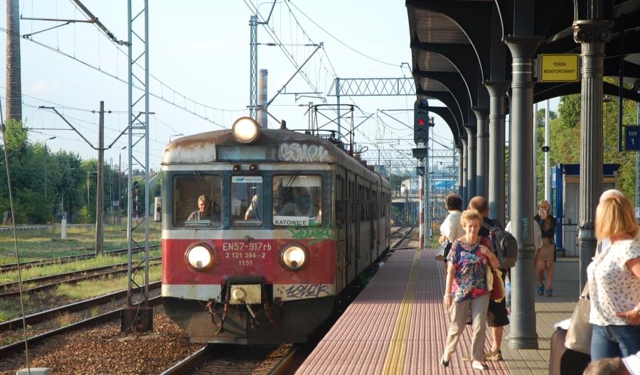 EN57 w Kolejach Śląskich pojeżdżą nieco dłużej EN57 w Kolejach Śląskich pojeżdżą nieco dłużej