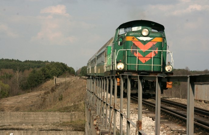 Bełchatów: Łódzkie przewiduje ruch pociągów do Piotrkowa i Wielunia