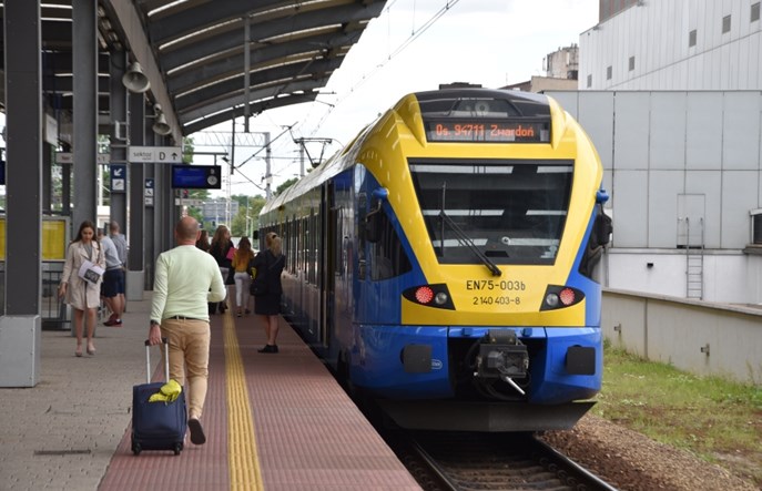 Wspólnego Biletu nie kupimy w każdej kasie. PKP SA: Pracujemy nad tym