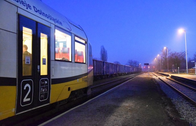 Do końca 2019 roku Dolny Śląsk może przejąć sześć odcinków linii kolejowych