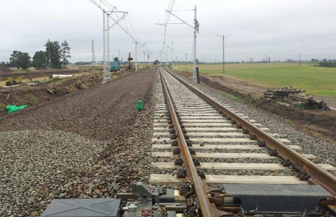 Poseł krytykuje PLK za informacje o pracach na E59