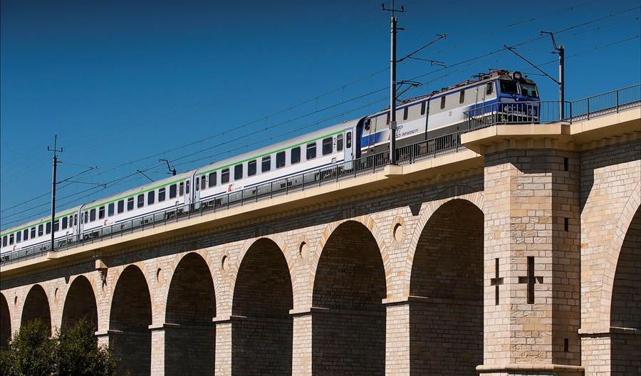 Fitch potwierdza długoterminowy rating PKP Intercity na poziomie BBB+ Fitch potwierdza długoterminowy rating PKP Intercity na poziomie BBB+