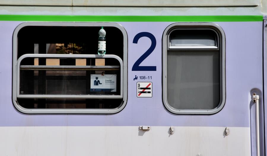 Nocny pociąg z Warszawy do Trójmiasta i Kołobrzegu pojedzie latem trasą objazdową Nocny pociąg z Warszawy do Trójmiasta i Kołobrzegu pojedzie latem trasą objazdową