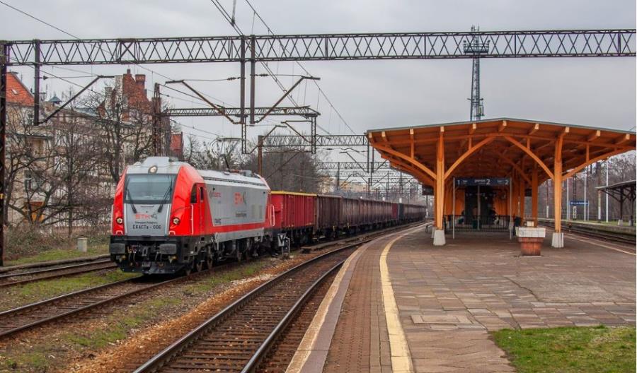 Strategia Rozwoju Transportu powinna wyznaczać precyzyjne cele Strategia Rozwoju Transportu powinna wyznaczać precyzyjne cele
