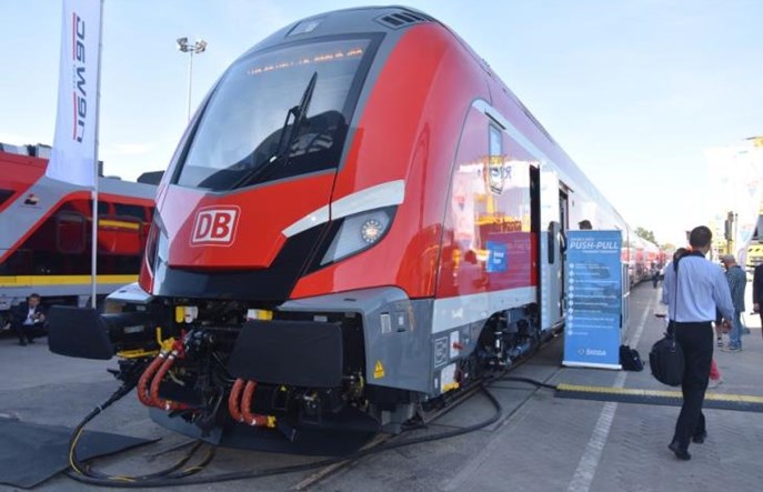 DB wciąż nie wozi pasażerów zestawami push-pull od Škody. Brakuje homologacji