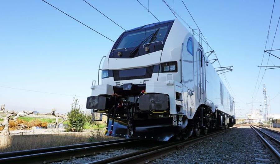 Stadler dostarczy kolejne lokomotywy do ELP. Będą wielosystemowe Stadler dostarczy kolejne lokomotywy do ELP. Będą wielosystemowe
