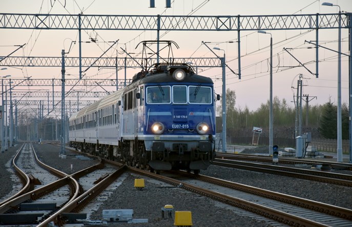 Dwa pociągi PKP Intercity między Radomiem i Kielcami nie zabierają pasażerów
