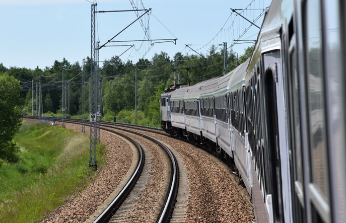 Fatalne warunki podróży na trasie Warszawa – Łódź [Dodatkowe informacje PKP Intercity]