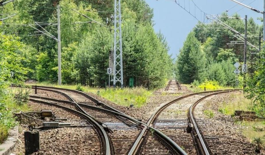 Dlaczego MI prowadzi trzy nowelizacje ustawy o transporcie kolejowym jednocześnie? Dlaczego MI prowadzi trzy nowelizacje ustawy o transporcie kolejowym jednocześnie?