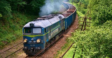 Fatalny czerwiec kończy trudne półrocze w przewozach. PKP Cargo traci zyski