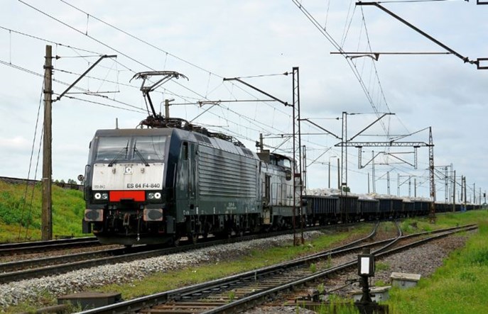 Powolne przewozy towarowe