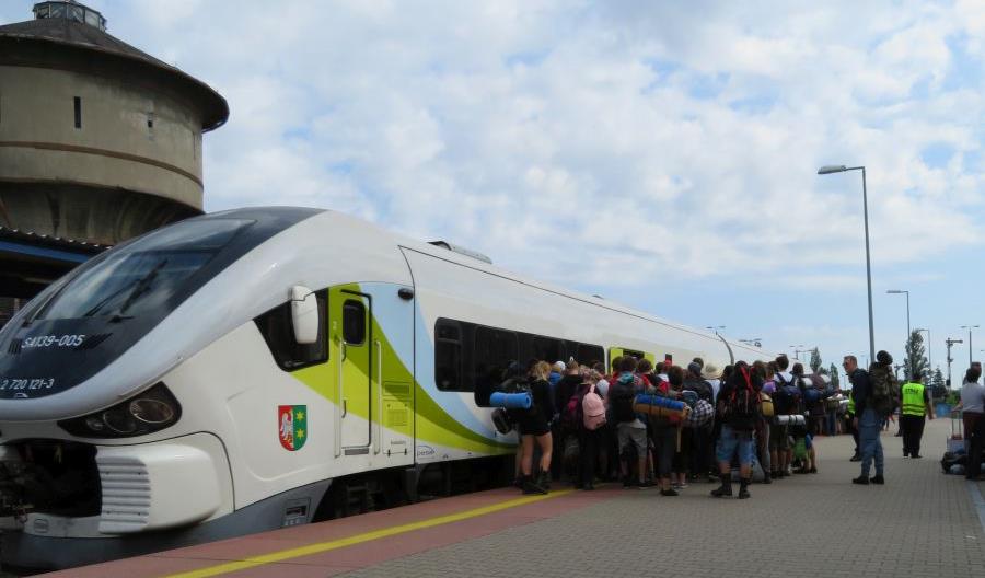 Pociągi na Pol’and’Rock Festival bez większych problemów. Ale pasażerów było mniej Pociągi na Pol’and’Rock Festival bez większych problemów. Ale pasażerów było mniej