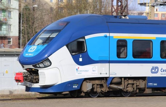 Pesa z ofertą na 60 spalinowych pojazdów dla Kolei Czeskich. Zainteresowany także Newag