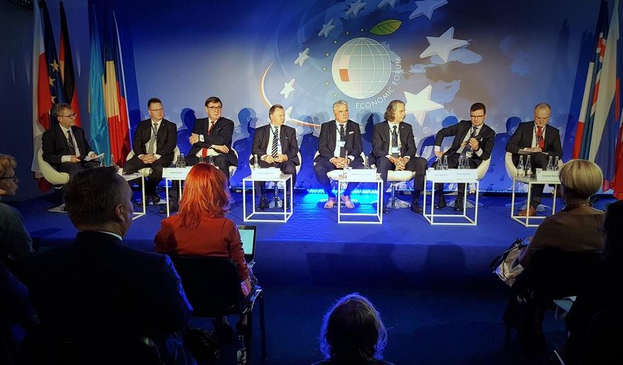 Forum Ekonomiczne w Krynicy: Polska kolej zmienia się w wielu obszarach Forum Ekonomiczne w Krynicy: Polska kolej zmienia się w wielu obszarach