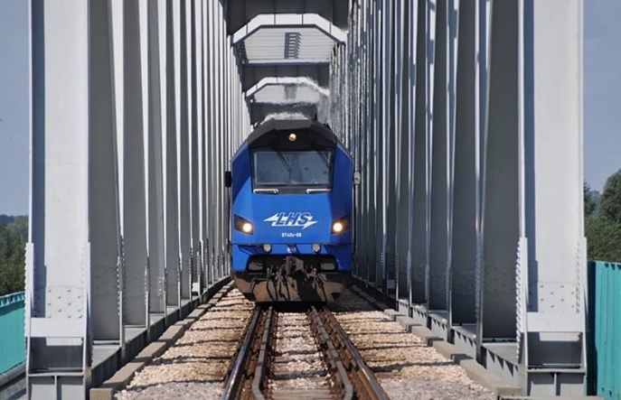 Do końca roku analizy wskażą, czy elektryfikować LHS