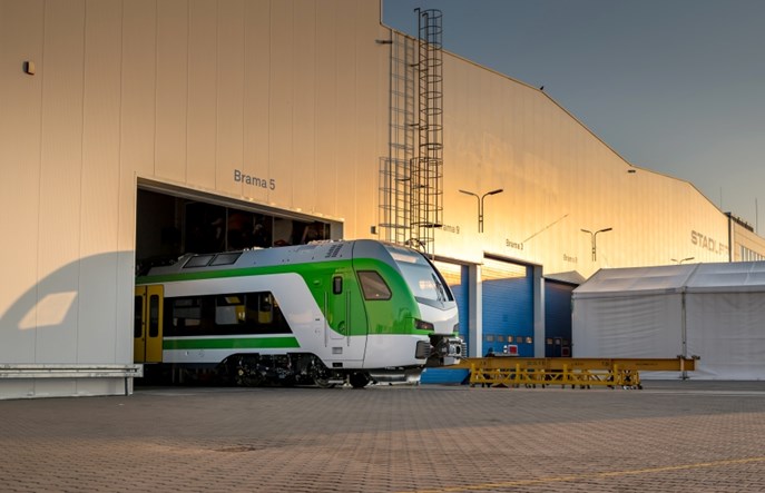 Pierwszy Flirt dla Kolei Mazowieckich gotowy [zdjęcia]