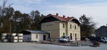 Brzeźnica wyremontowała dworzec kolejowy, z którego nie odjeżdżają pociągi