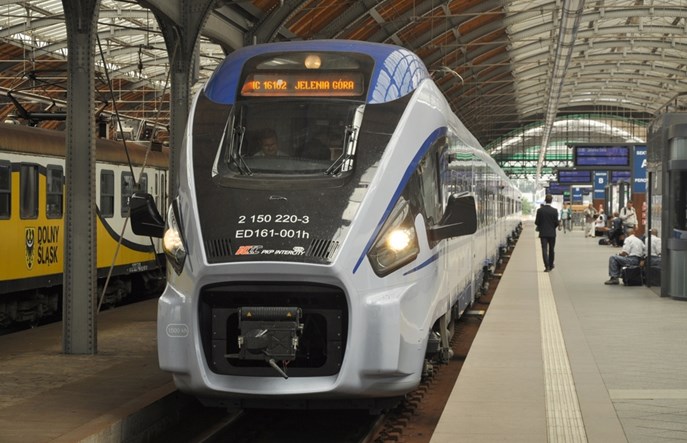 PKP Intercity: 17% wszystkich pasażerów to studenci 