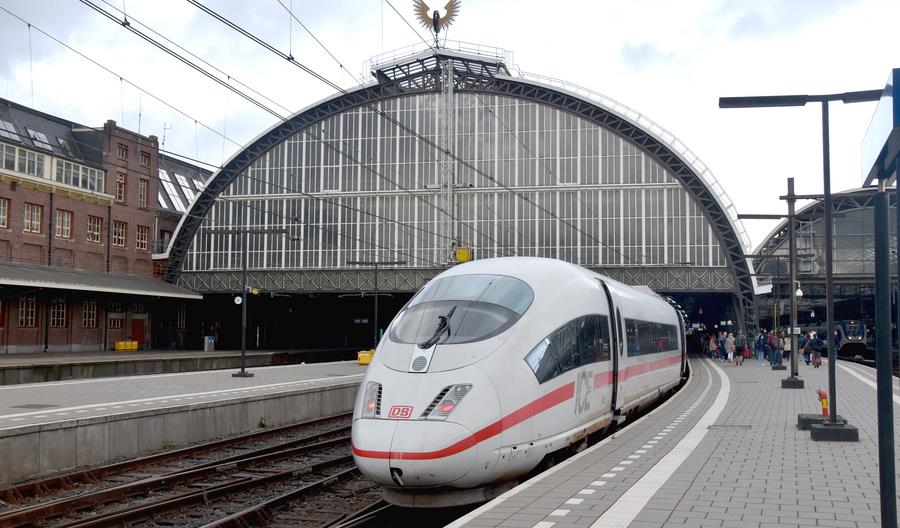 Niemieccy maszyniści chcą zablokować podwyżkę płac zarządu Deutsche Bahn Niemieccy maszyniści chcą zablokować podwyżkę płac zarządu Deutsche Bahn