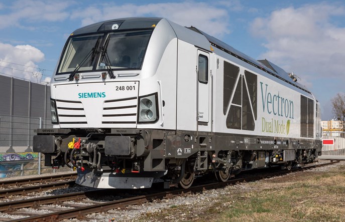 Pierwsze zamówienie na hybrydowe lokomotywy Siemens Vectron Dual Mode 