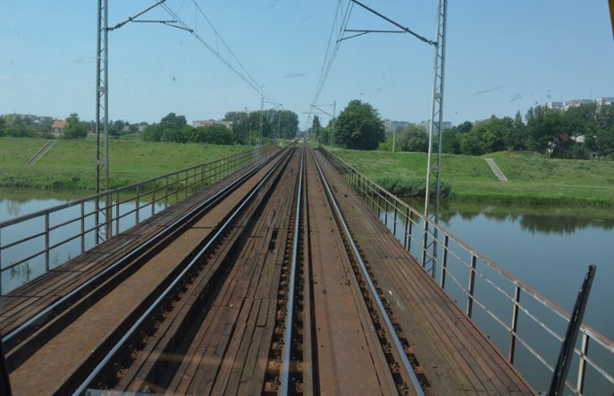 Nowe mosty, wiadukty i peron w Opolu