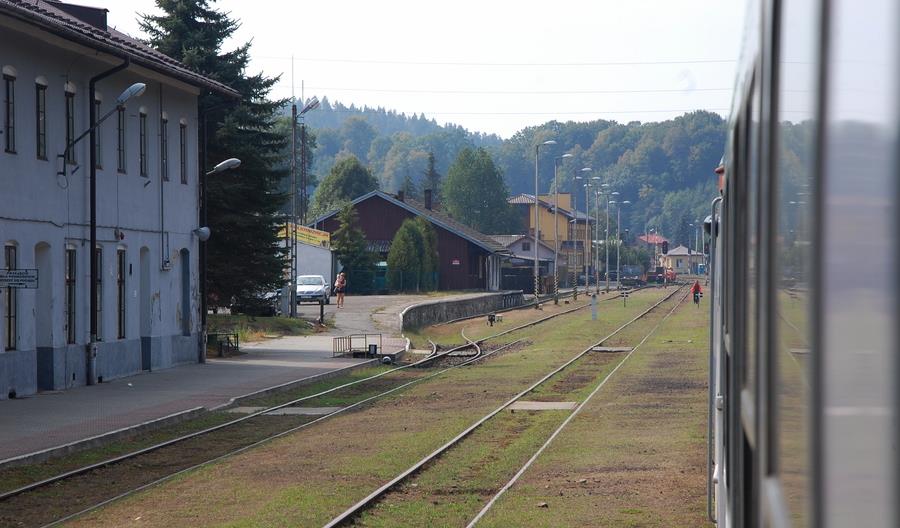 Podkarpacie stawia na kolej aglomeracyjną. Południe regionu nawet bez autobusów Podkarpacie stawia na kolej aglomeracyjną. Południe regionu nawet bez autobusów