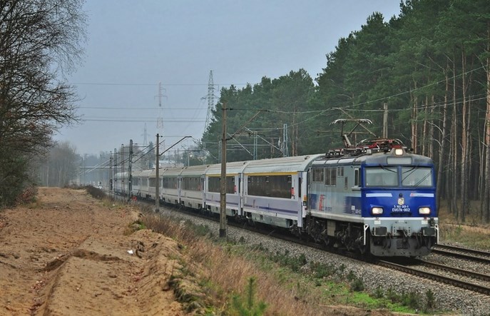 PKP Intercity z ofertami na modernizację EU07. Czy przyspieszenie lokomotyw się opłaca?
