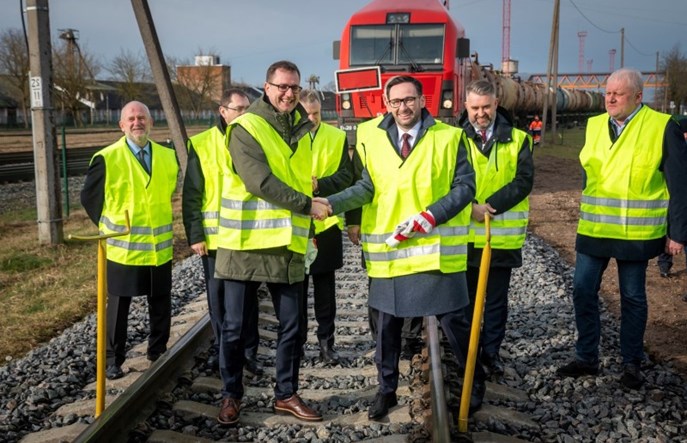 Możejki odzyskały połączenie kolejowe z Łotwą