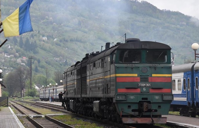 Koronawirus w Europie. Ukraina zawiesza wszystkie pasażerskie połączenia kolejowe