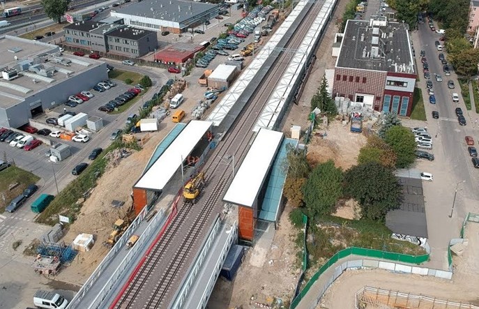 Kolej jest krytyczna dla funkcjonowania państwa. Branża chce zacząć od pomocy dla PKP PLK