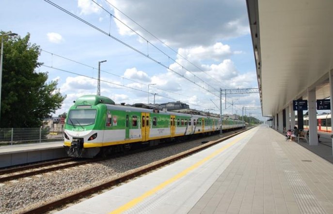 PLK wyjaśnia, dlaczego prace między Otwockiem a Pilawą potrwają dłużej niż planowano