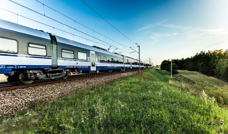 Jak podróżować z PKP Intercity podczas epidemii? Komunikat przewoźnika Jak podróżować z PKP Intercity podczas epidemii? Komunikat przewoźnika