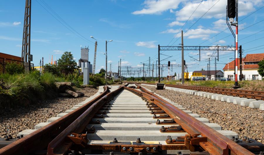 Oferty na studium modernizacji linii od Katowic do Sosnowca Jęzor częściowo w budżecie