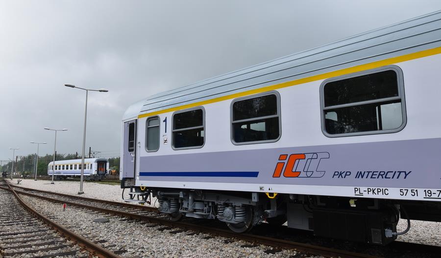 Setki wagonów PKP Intercity do remontu w Opolu Setki wagonów PKP Intercity do remontu w Opolu