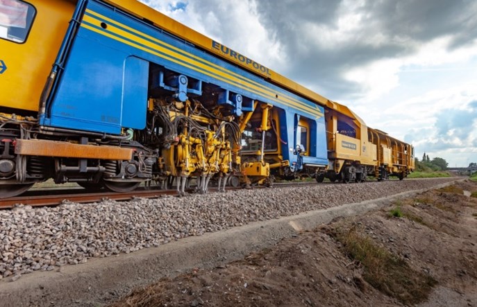 Koniec zasadniczych prac na linii 207 możliwy w końcu 2020 roku