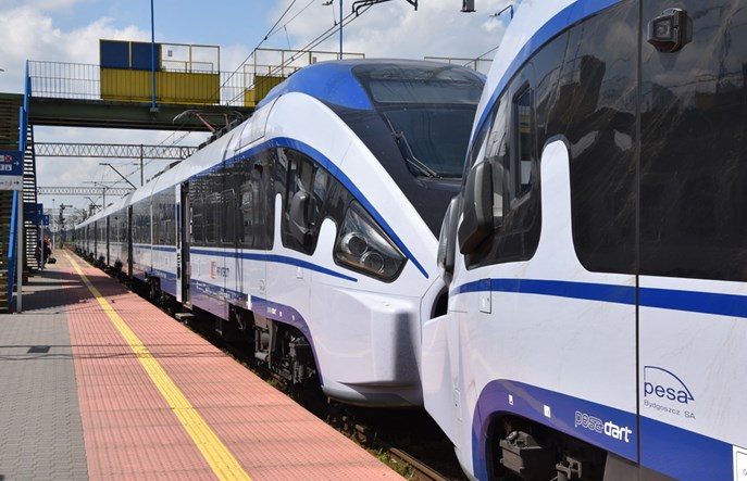 Więcej chętnych na podróże z PKP Intercity