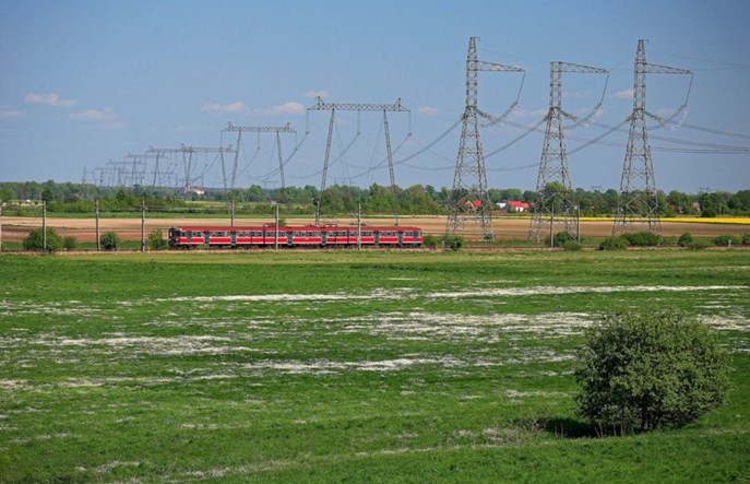 Akademia Koźmińskiego: Podróżni chcą tańszych biletów i częstszych kursów