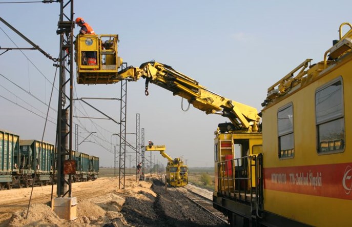 Reuters: CVC przygotowuje sprzedaż PKP Energetyki