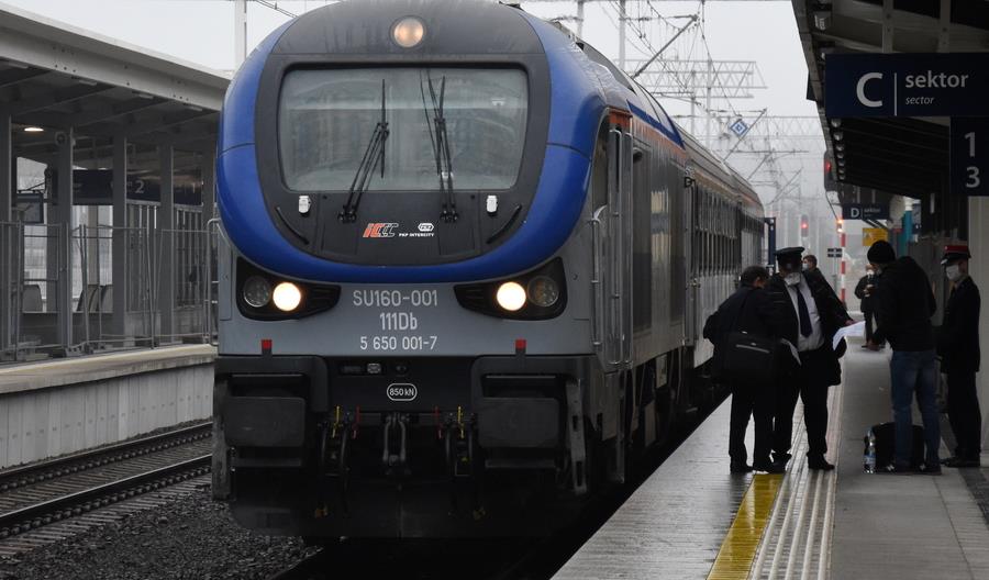 Nowy rozkład dla Lubelszczyzny. Z Chełma do Zielonej Góry, z Hrubieszowa nad Bałtyk Nowy rozkład dla Lubelszczyzny. Z Chełma do Zielonej Góry, z Hrubieszowa nad Bałtyk