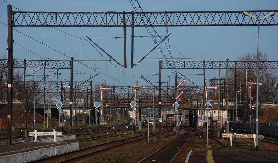 Koszt modernizacji linii 202 wzrósł z miliarda do 5 mld zł Koszt modernizacji linii 202 wzrósł z miliarda do 5 mld zł